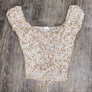 Floral top size medium